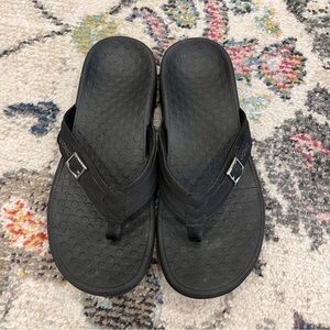 Vionic Black Women’s Flip Flops